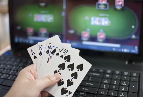 yyy77 slots game library displayed on a mobile screen for Filipino players